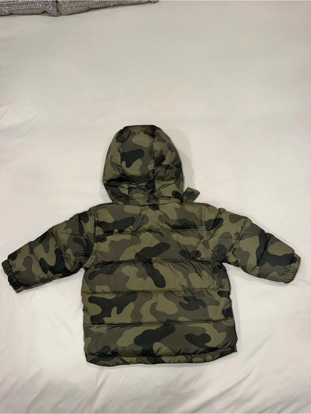 BabyGap Camo Down Puffer Jacket 12–18M NWT